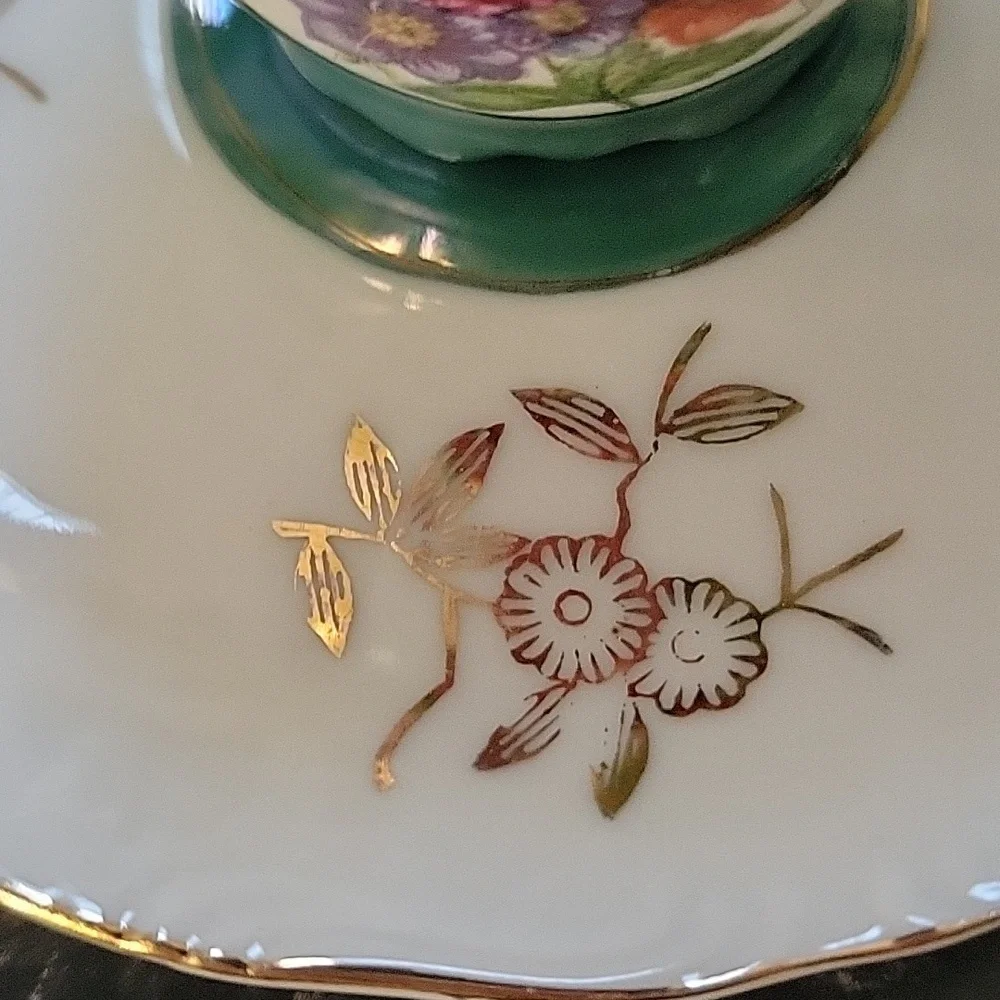 Vintage elegant floral
